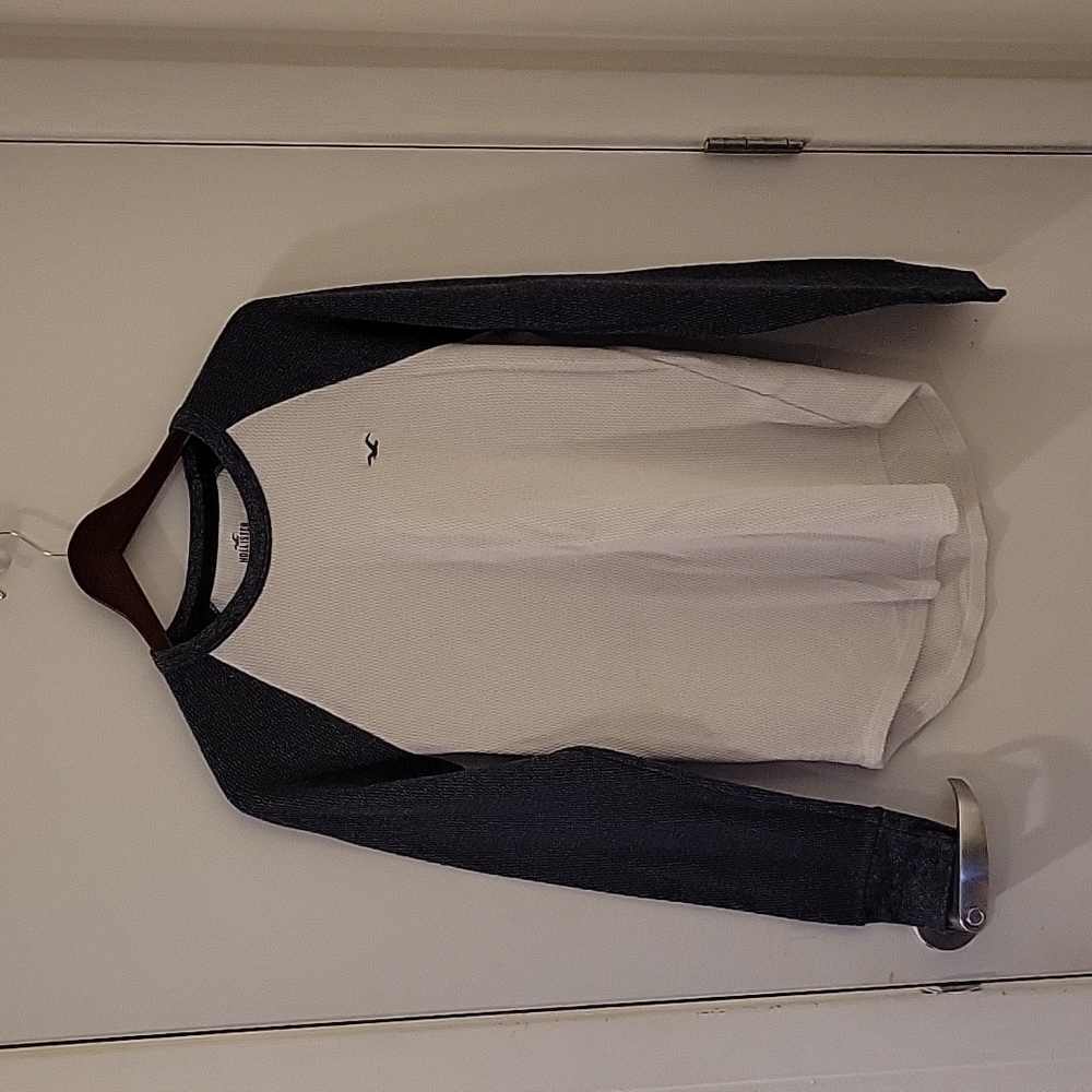 Hollister Long Sleeve Shirt